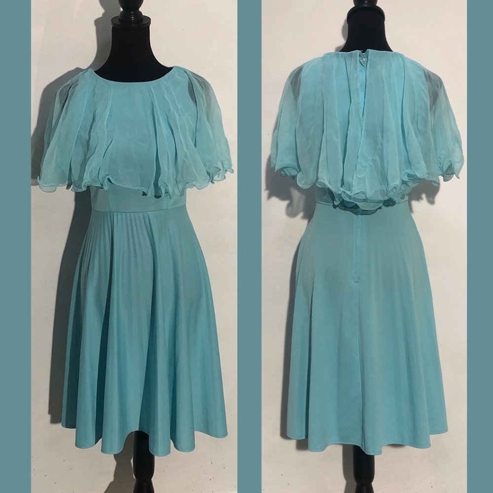 1970s Vintage Pale Aqua Dress